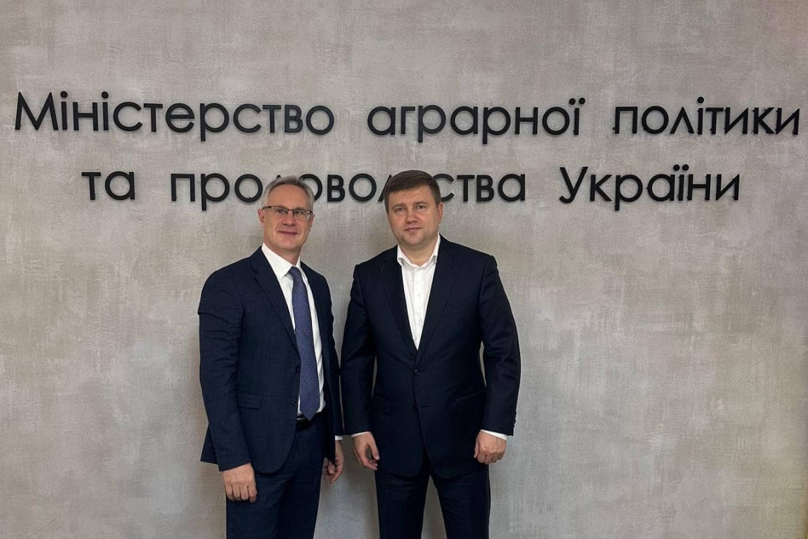 Міхаель Бродський, Віталій Коваль