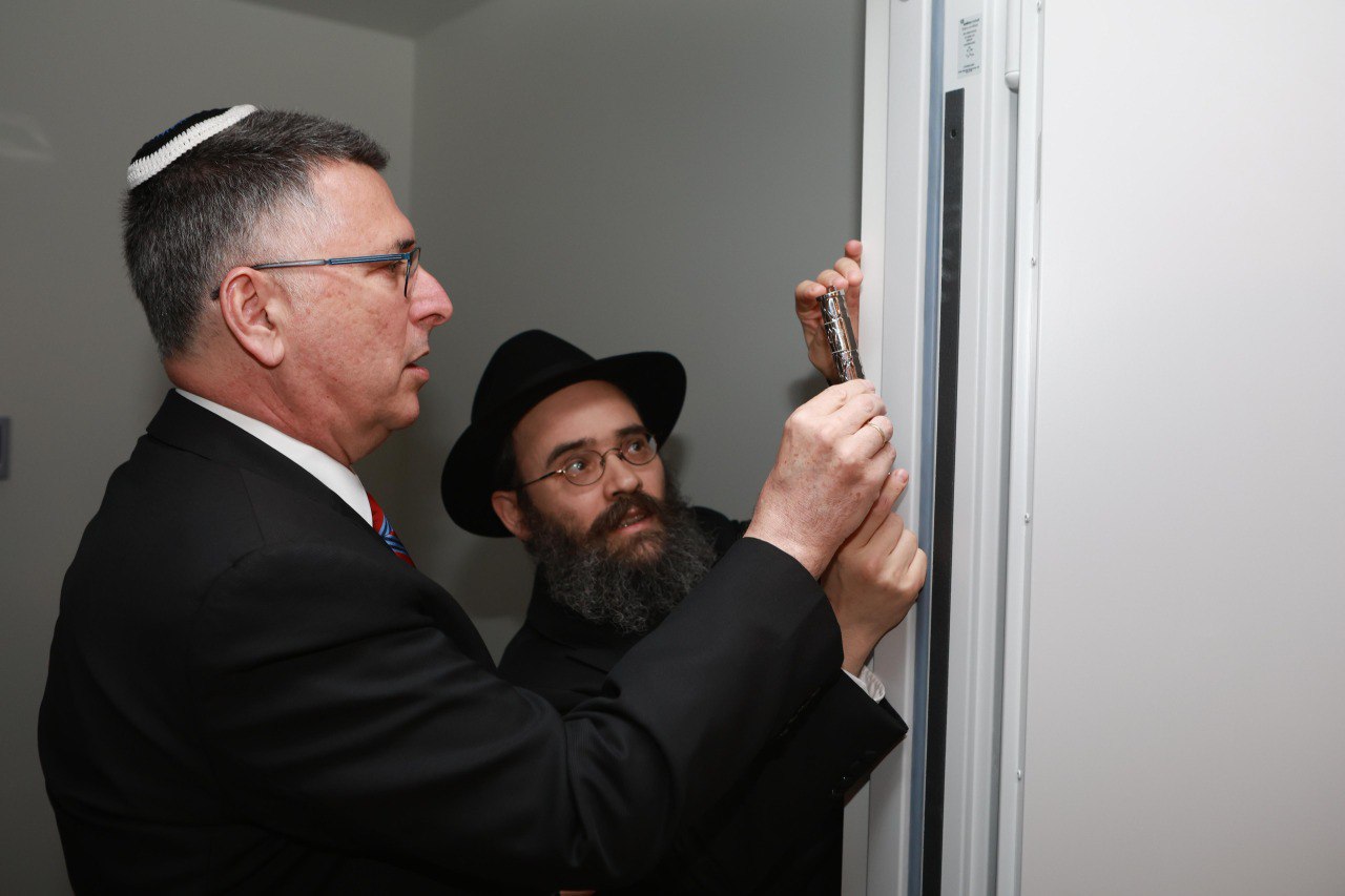 ізраїль, естонія