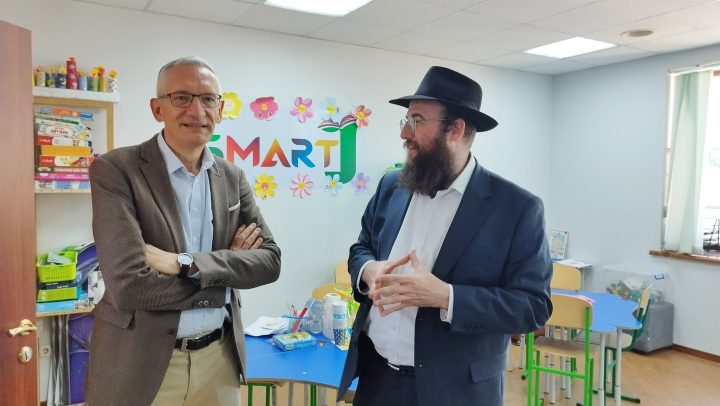 Посол Мартін Єґер, єврейська громада, чернівці